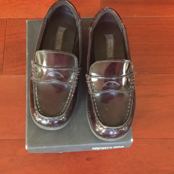 kenneth cole reaction penny loafer